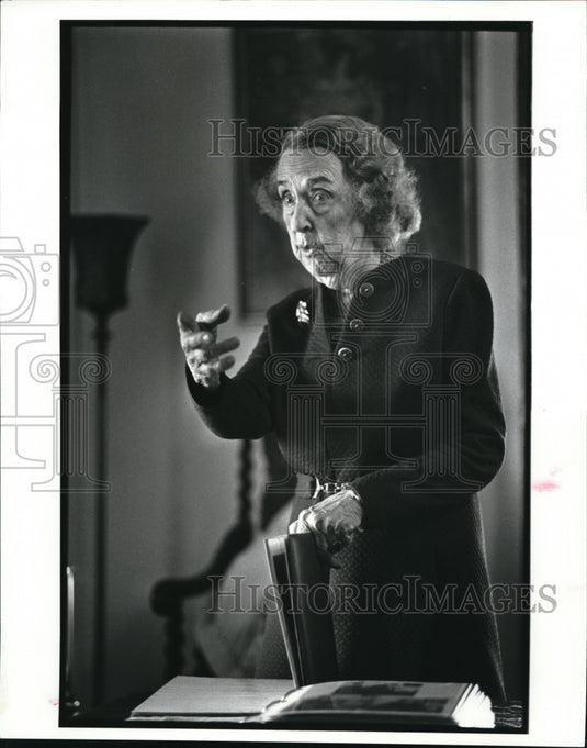 1987 Press Photo - Historic Images