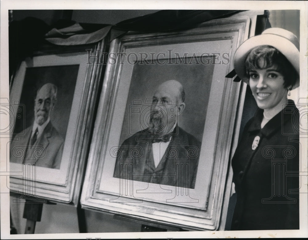 1966 Portraits of Natl Bank Pres by Nancy Bunch Sheridan  - Historic Images