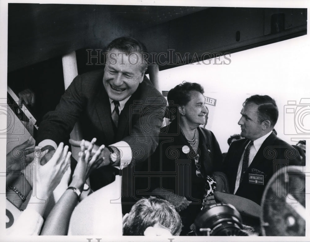 1968 Gov.Nelson A Rockefeller Presidential Campaign in Cleveland - Historic Images