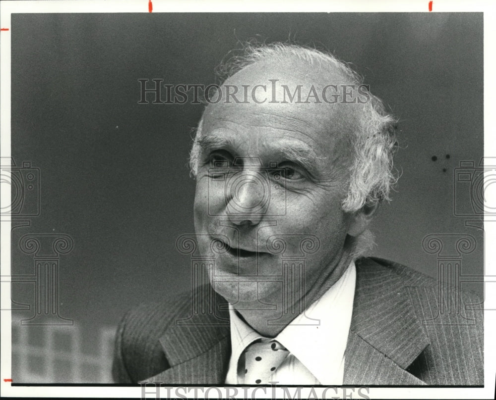 1980 Press Photo A.W.P. Stenham - Historic Images