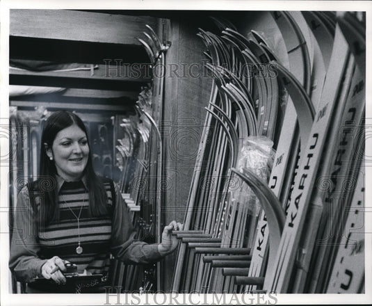 1973 Press Photo Jane Smith at Ski Haus sporting apparel buyer-Historic Images