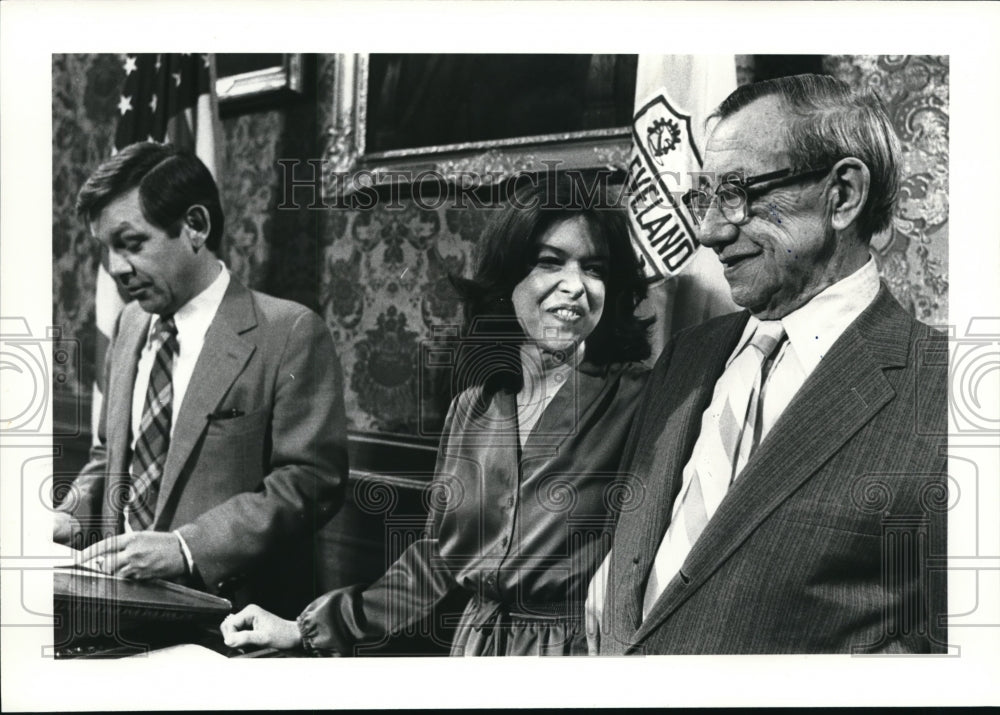 1980 Press Photo Paula Slimak and father Paul - Historic Images