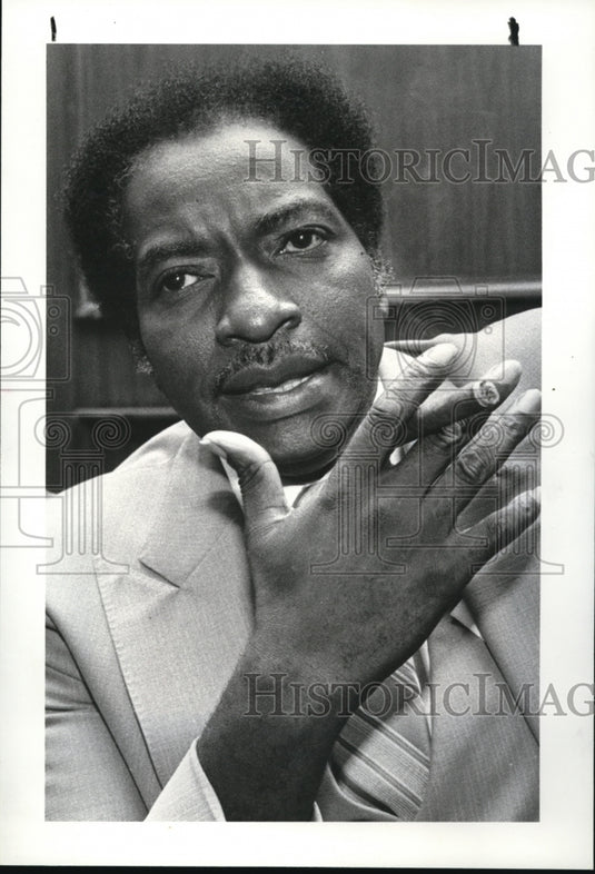 1973 L.E. Smith Presidebt of USW Local 185 at Jones Laughlin - Historic Images