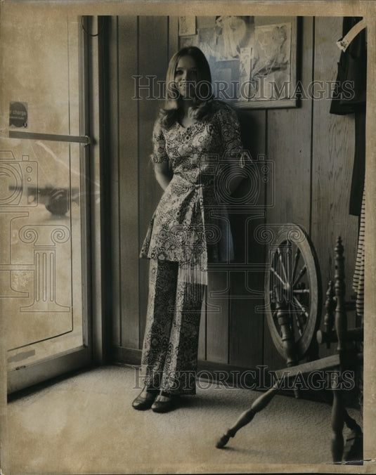 1970 Press Photo Ann Squires - cva43051 - Historic Images