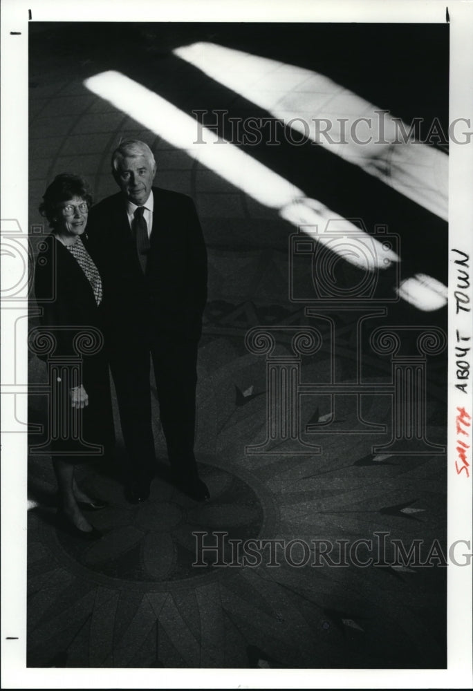 1990 Press Photo Cleveland Orchestra President Gretchen Smith and Ward Smith-Historic Images