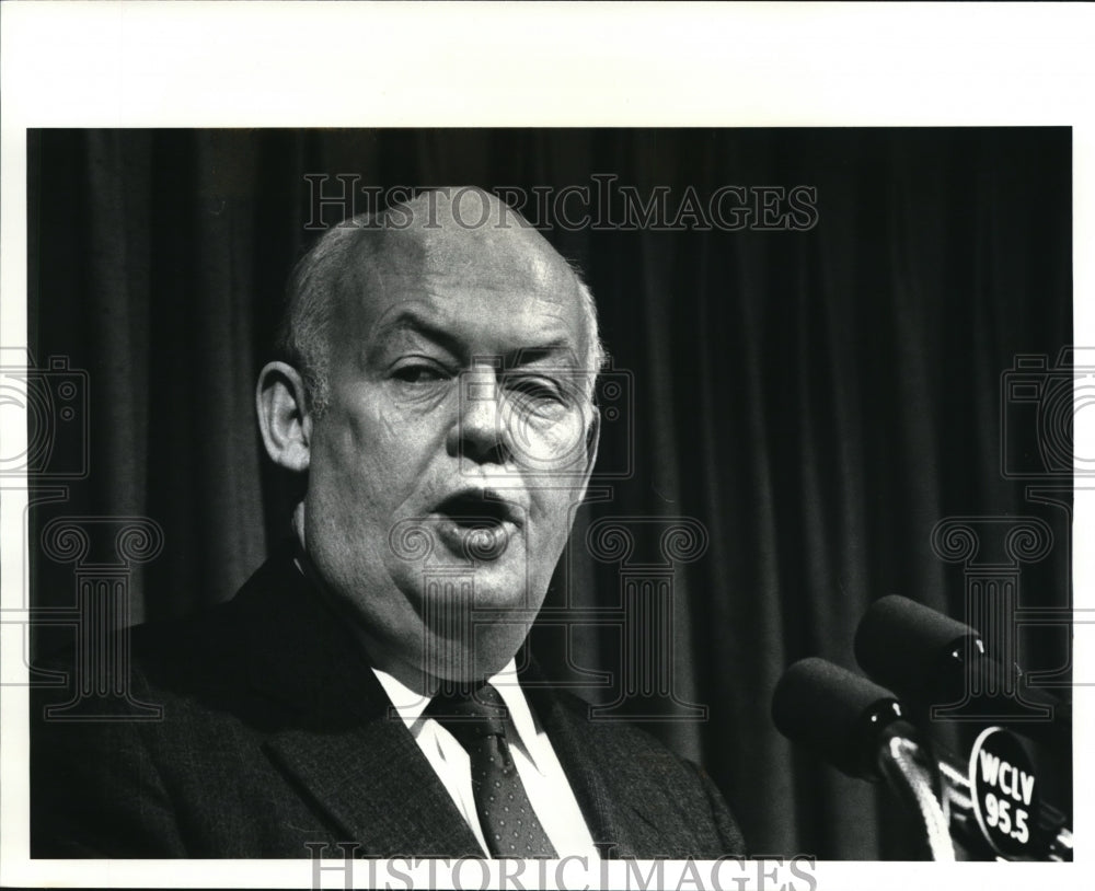 1988 Press Photo John Sweeney, president of the Service Employees Int. Union - Historic Images