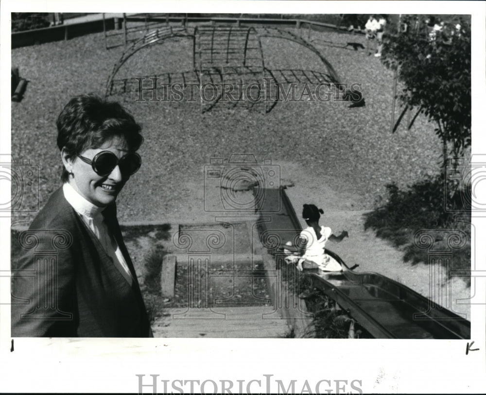 1986 Press Photo Theodora Briggs Sweeney, Playground safety Consultant - Historic Images