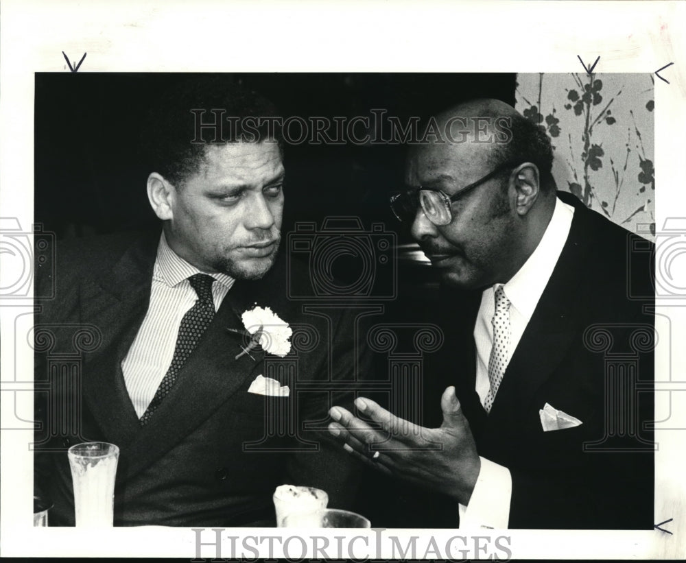 1985 Press Photo Congressman Leland &amp; Louis Stokes at NAACP diner fund raising - Historic Images