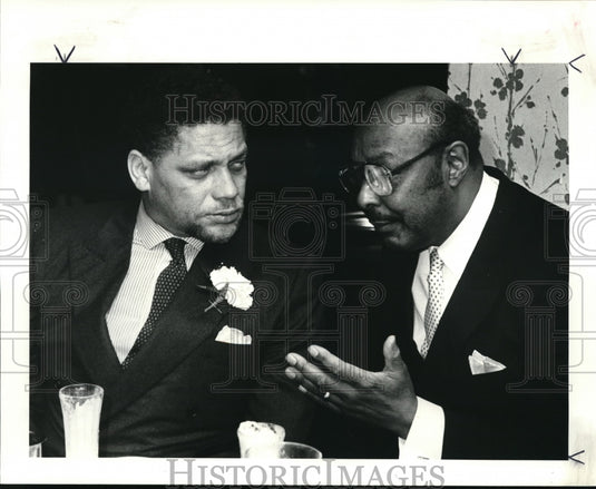 1985 Press Photo Congressman Leland & Louis Stokes at NAACP diner fund raising - Historic Images