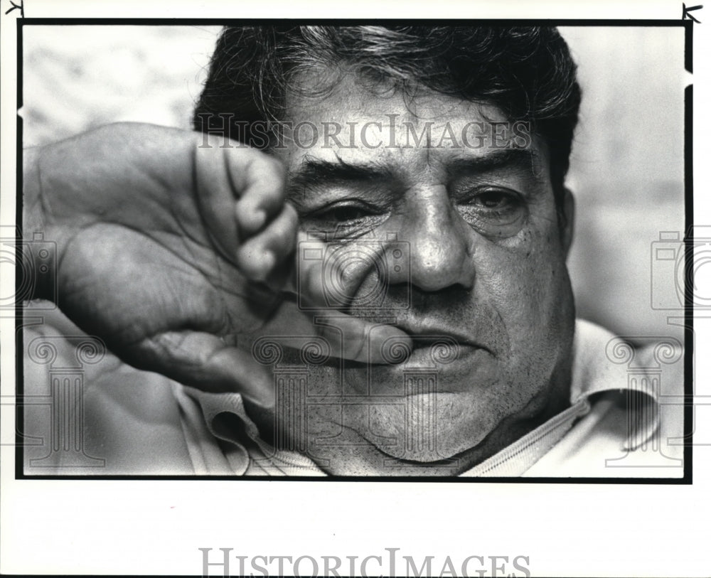 1986 Press Photo Hector Suarez - cva43628 - Historic Images