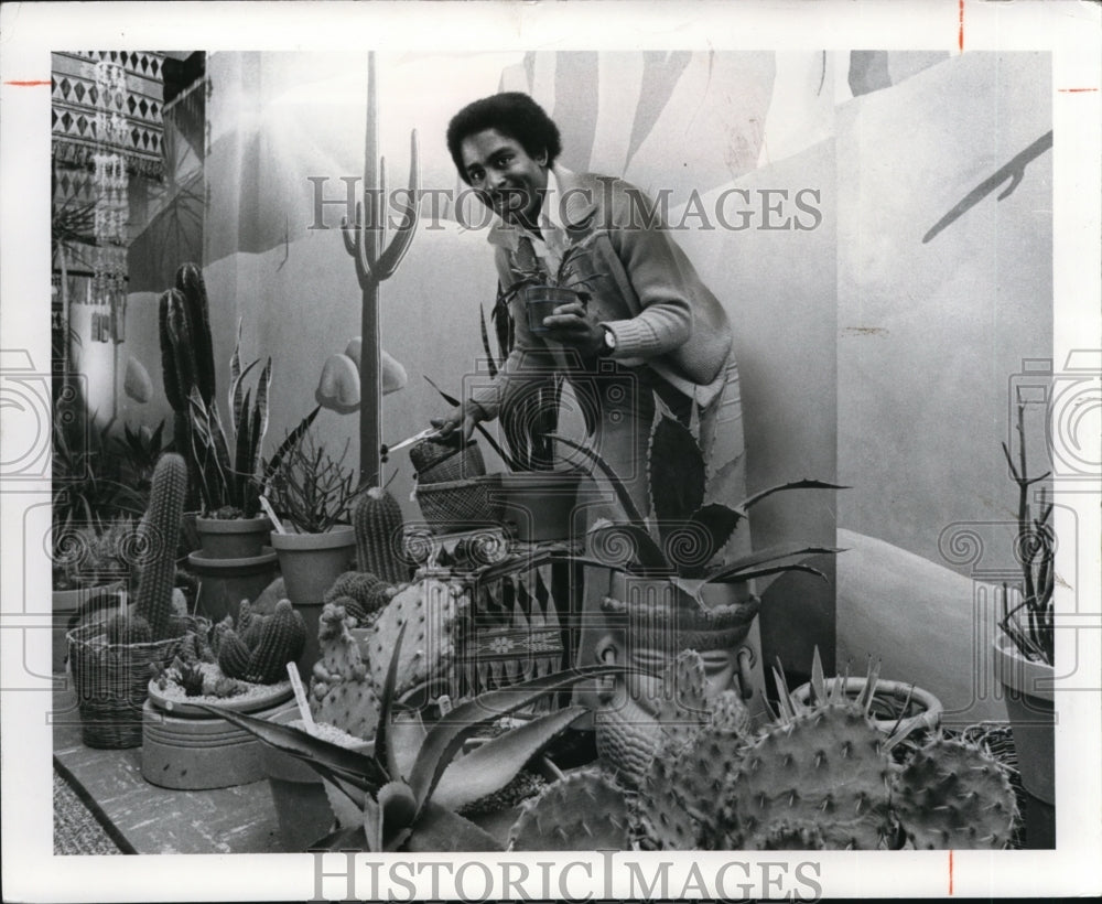 1978 Press Photo Darryl Thomas-Bey, Columbian Cactus Exchange - Historic Images