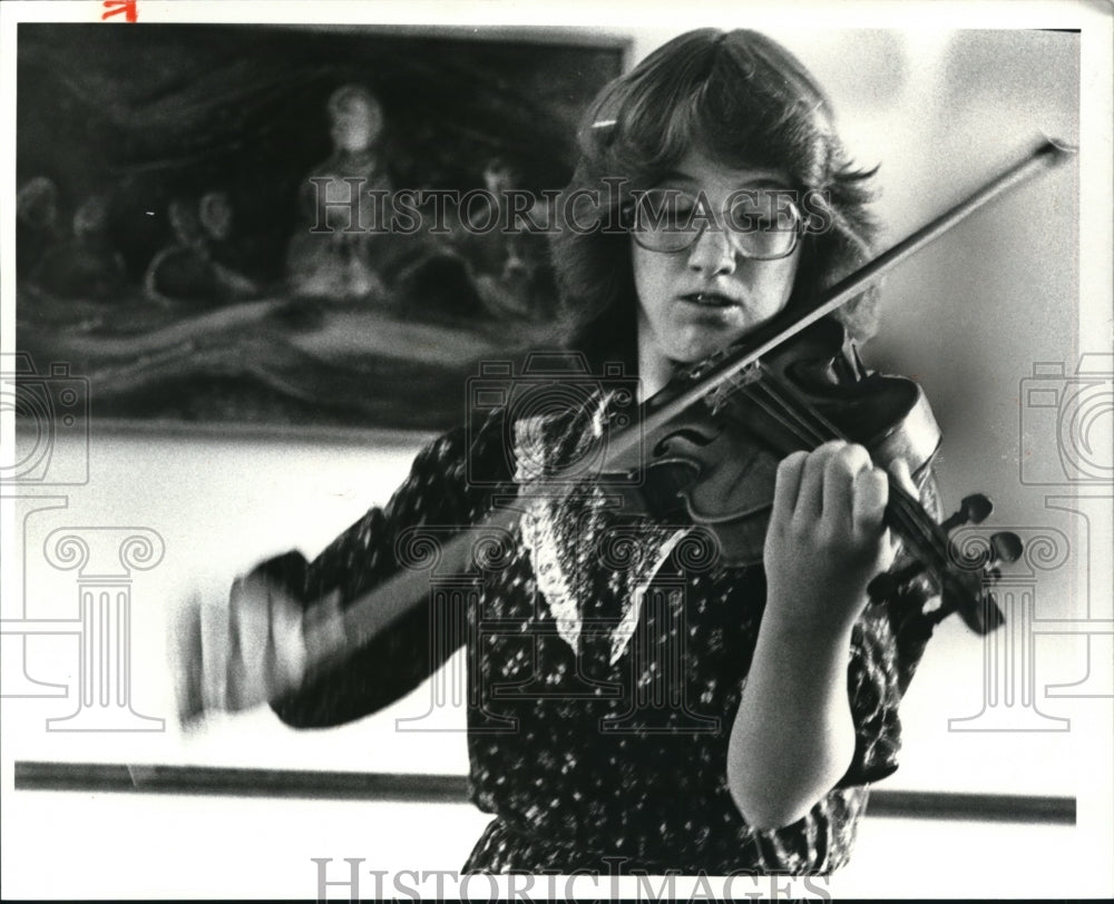 1981 Press Photo Violinist Lisa Thrall, First Place winner - cva43860-Historic Images