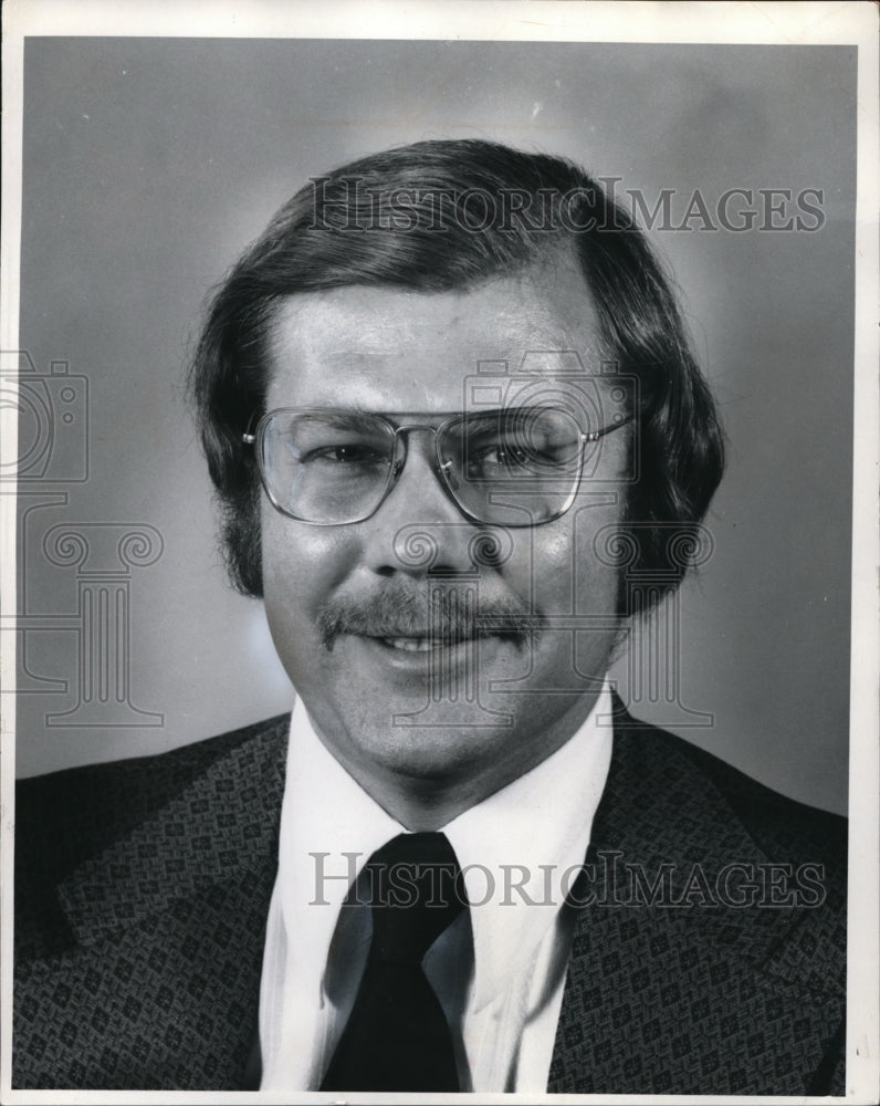 1971 Press Photo Edward Spehar Asst.Vice Pres. of Schreiber Bosse & Co - Historic Images