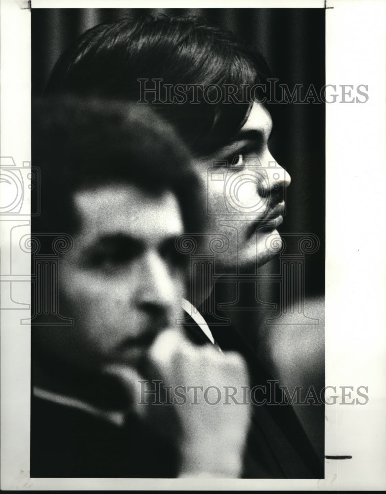 1988 Press Photo Billy Slagle on verdict with his lawyer Granville H Bradley Jr-Historic Images