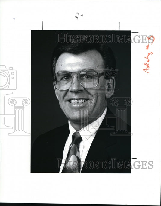 1991 Press Photo John Southwick, New Assistant Classified Ad Manager for PD - Historic Images