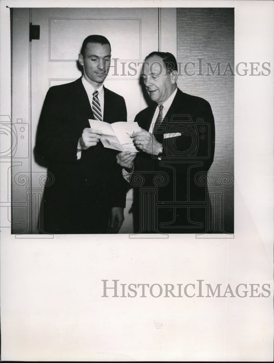 1962 Rev.David W.Sherwin and Dr. Jas L Graszier of Presbyterian - Historic Images