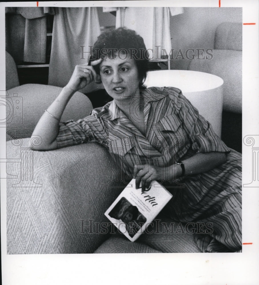 1978 Press Photo Miss Ruth Ann Stewart, author of book Portia - Historic Images