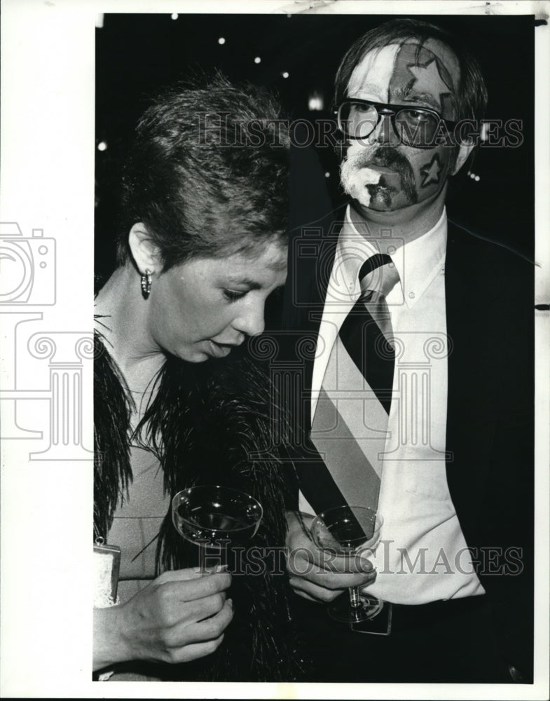 1982 Press Photo Jeff Stickle and Kay Ryan - cva44313 - Historic Images