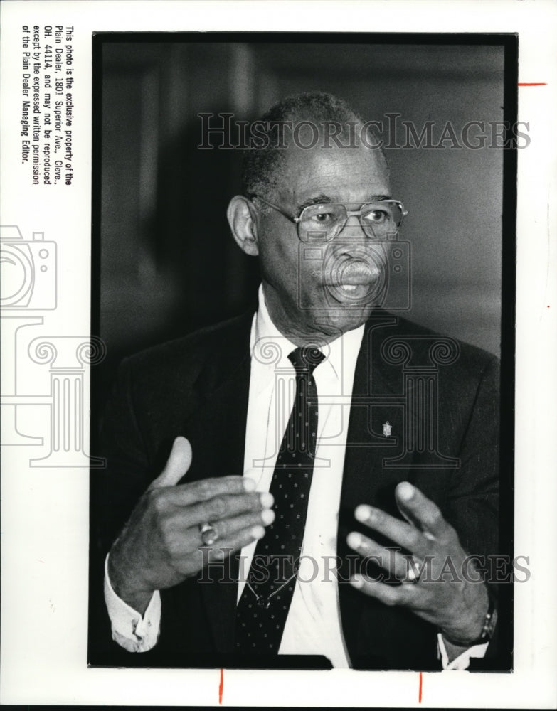 1988 Press Photo Bishop James S Thomas, United Methodist Church - retiring-Historic Images