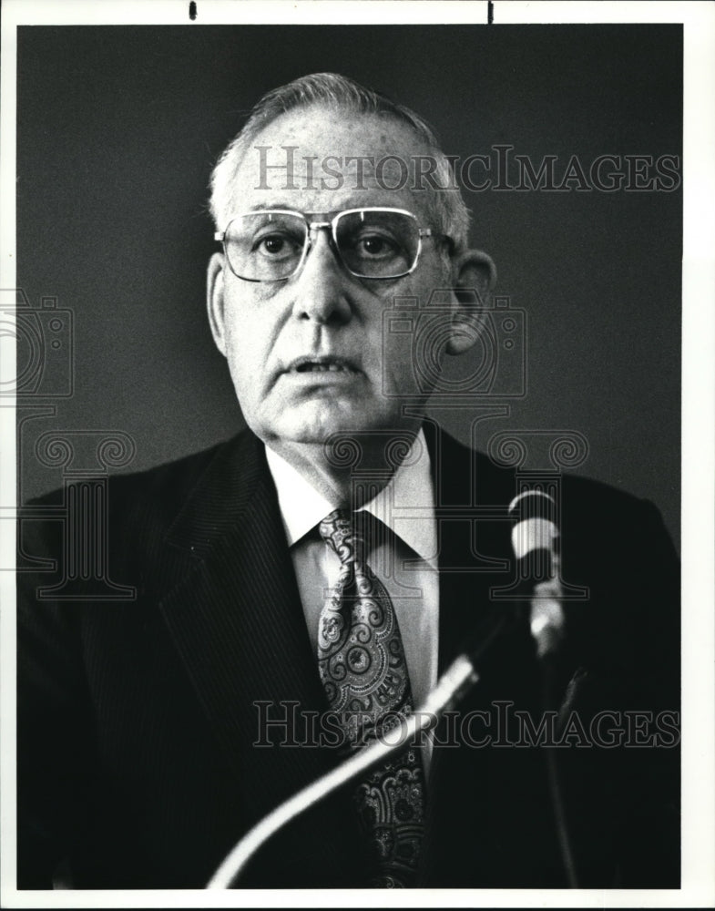 1982 Press Photo GJ Tankersley, Chairman of Consolidated Gas Co - Historic Images