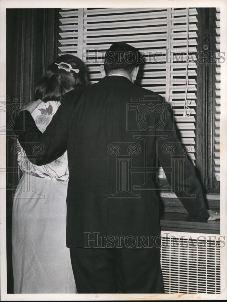 1963 Press Photo Mr. &amp; Mrs. Gerald Alan Sherwin - cva44785 - Historic Images