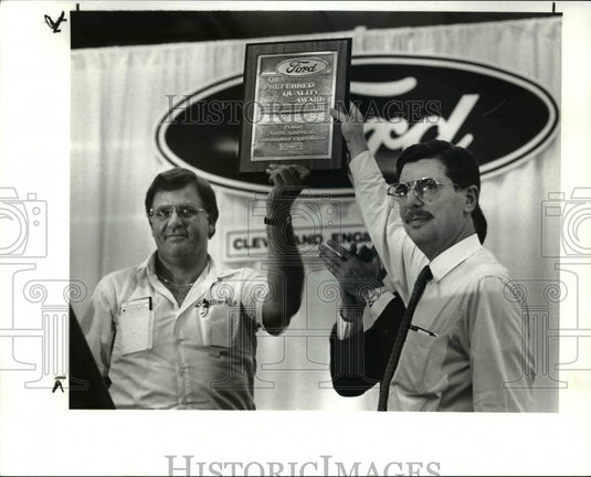 1989 Press Photo Bobtrockley and Alexander J. Trotman - Historic Images