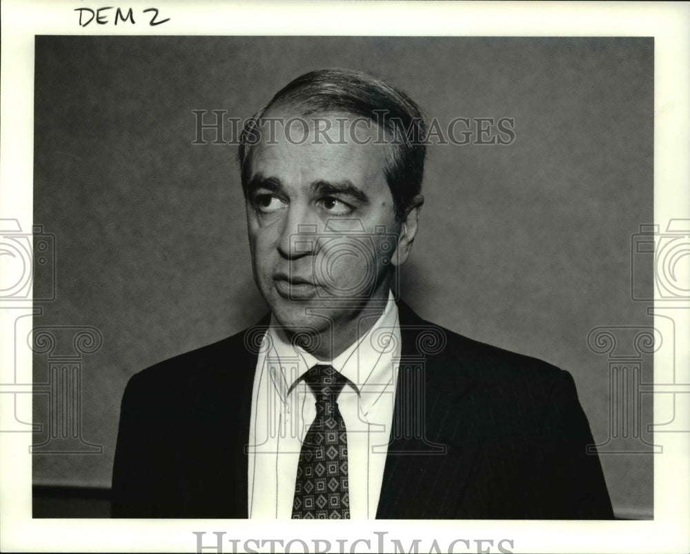 1991 Press Photo Paul Tsongas, only announced Democrat Presidential candidate - Historic Images