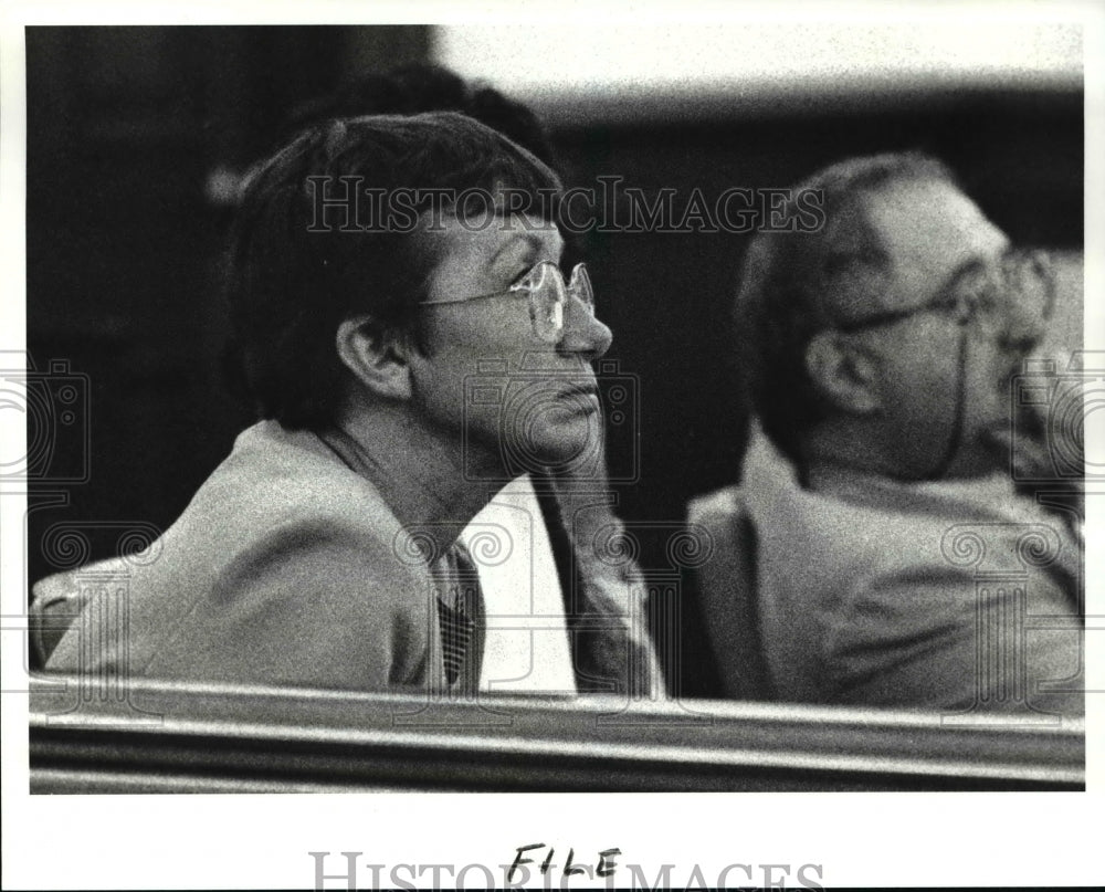 1988 Press Photo Lydia Volodkevich at the divorce hearing at the Medina County - Historic Images