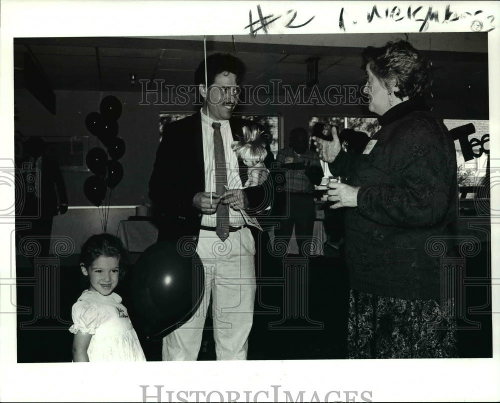 1991 Press Photo Jay Westbrook and Sally Tatnall with his daughter Katie - Historic Images