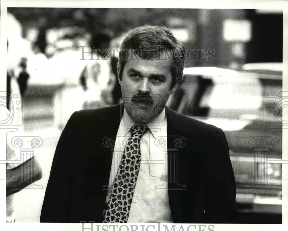 1986 Press Photo Donald J. Wheeler Agent for Office of Labor Racketeering - Historic Images