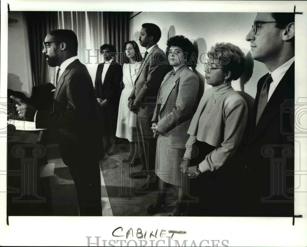 1989 Press Photo Mike White with Deborah Perkins Diane Downey Charles Brown - Historic Images