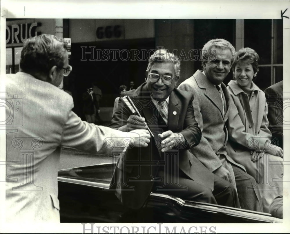 1985 Press Photo Italian day chairman Sam Vittardi-Historic Images