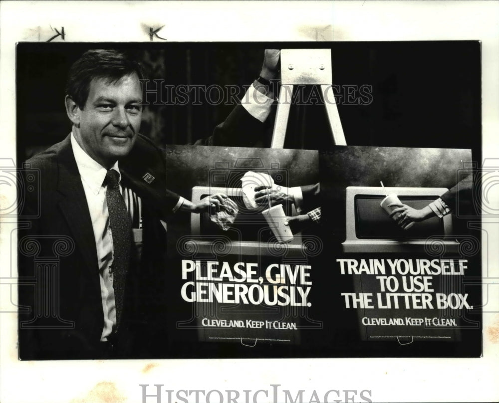 1986 Press Photo Mayor George Voinovich - Historic Images