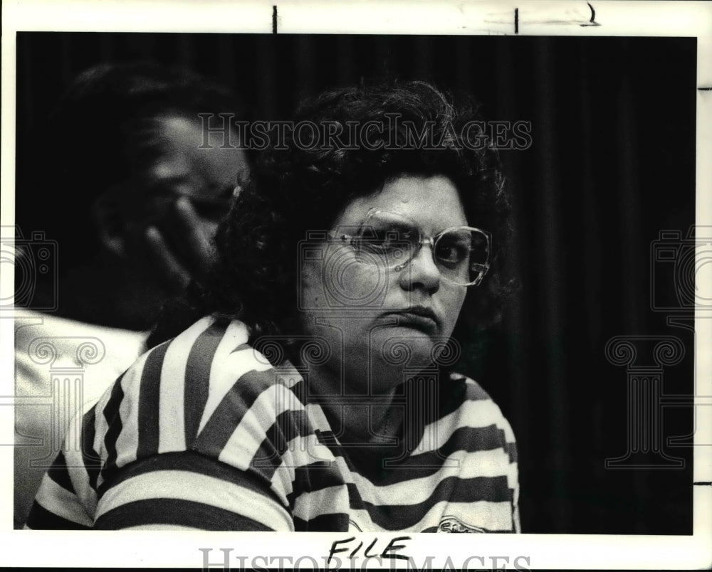 1990 Press Photo Carolyn Slonin in Judge Patricia Cleaery Courtroom - cva45304 - Historic Images