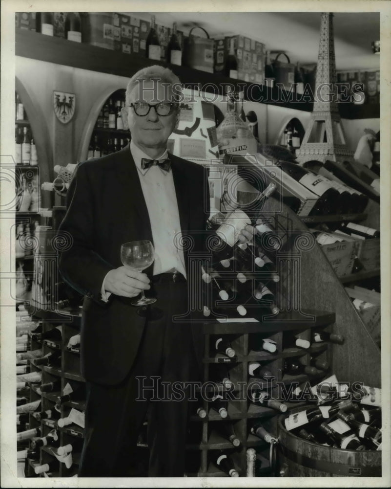 1967 Jurgen von Luttwitz expert wine merchant - Historic Images