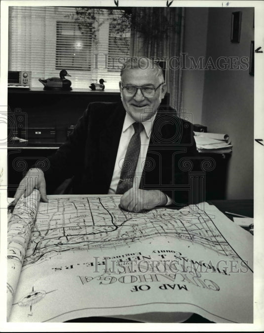 1988 Press Photo Chief Deputy County Engineer Felix A. Spittler - cva45923 - Historic Images
