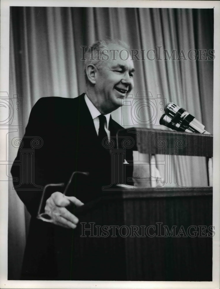 1962 Robert HW Welch Jr Head Of Buich Society  - Historic Images