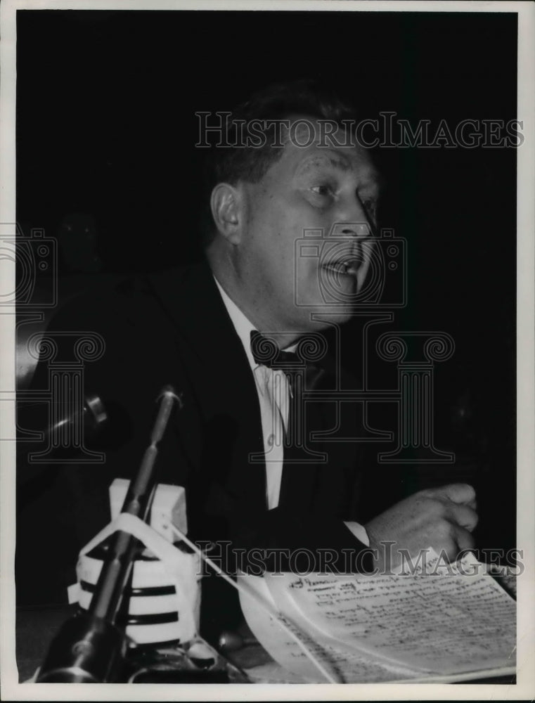 1965 Press Photo Charles Vanick At Nursing Home Hearing - cva46692-Historic Images