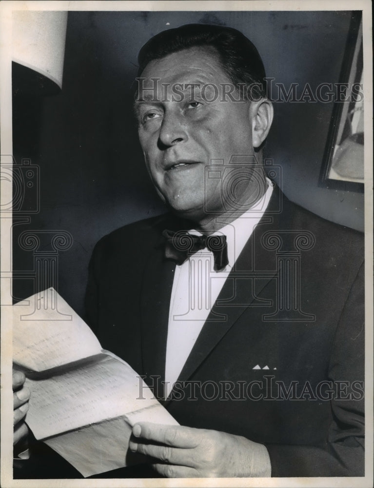 1962 Press Photo US Rep Charles Vanok Announces He Will Not Run For Mayor - Historic Images