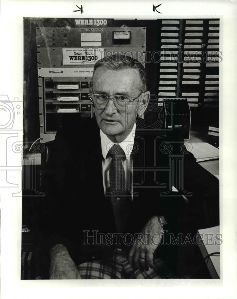 1987 Press Photo Bud wendell WERE Radio - cva46770 - Historic Images