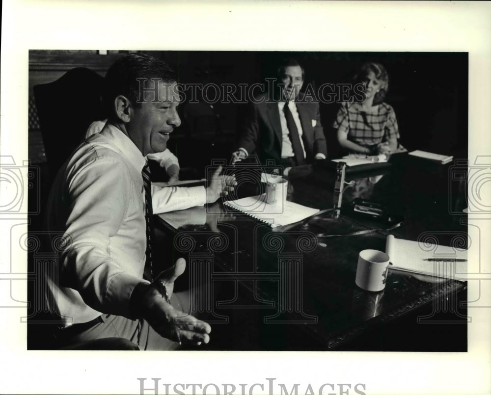 1988 Press Photo Mayor George Voinovich - cva47075 - Historic Images