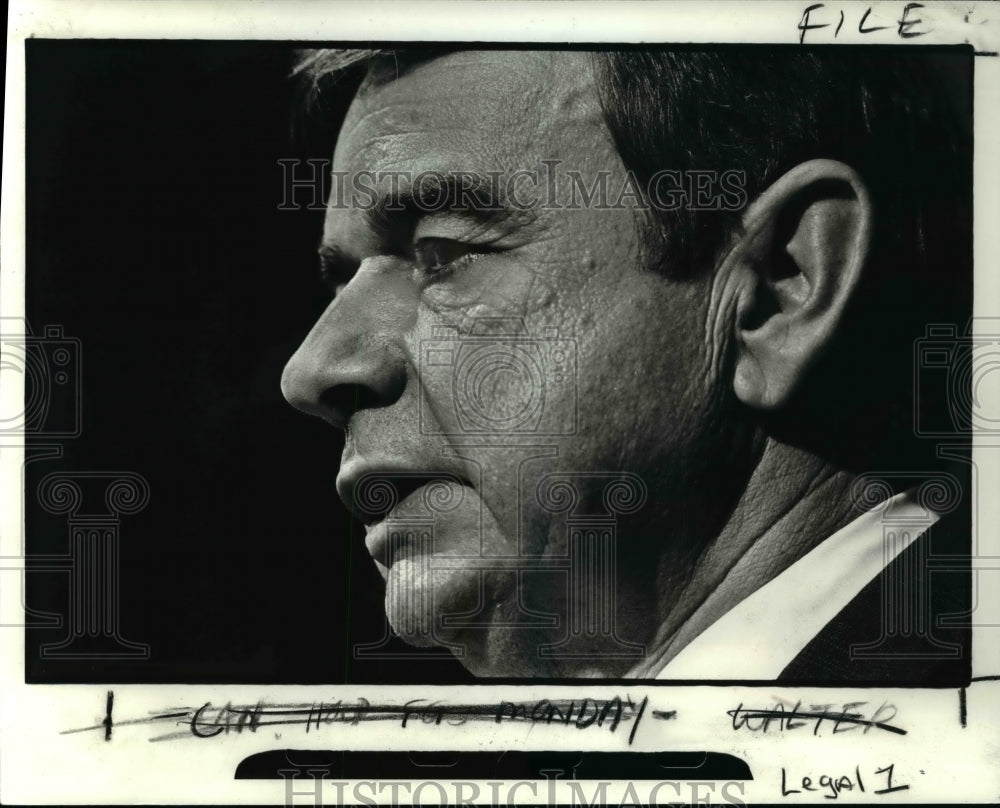 1985 Press Photo City Club Speaker Dr. Franklin B. Walter - Historic Images