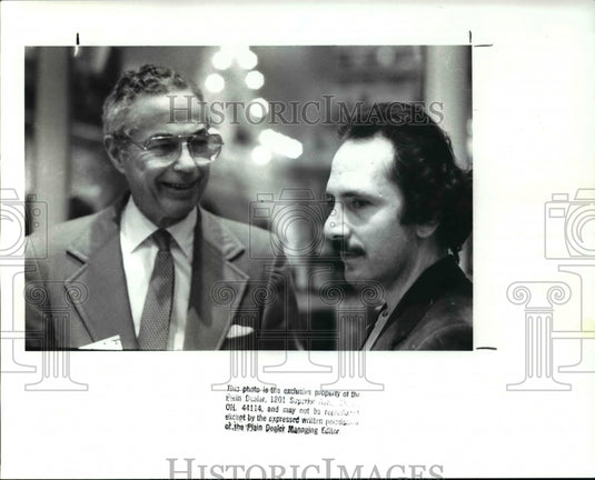 1989 Press Photo Seth Taft and Michael Melincoff Party Goers at Comic Relief - Historic Images