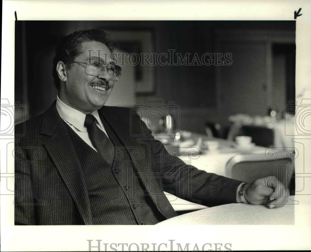 1983 Press Photo Arthur Welch, dir. manufacturing technology of AT Kearney, Inc.-Historic Images