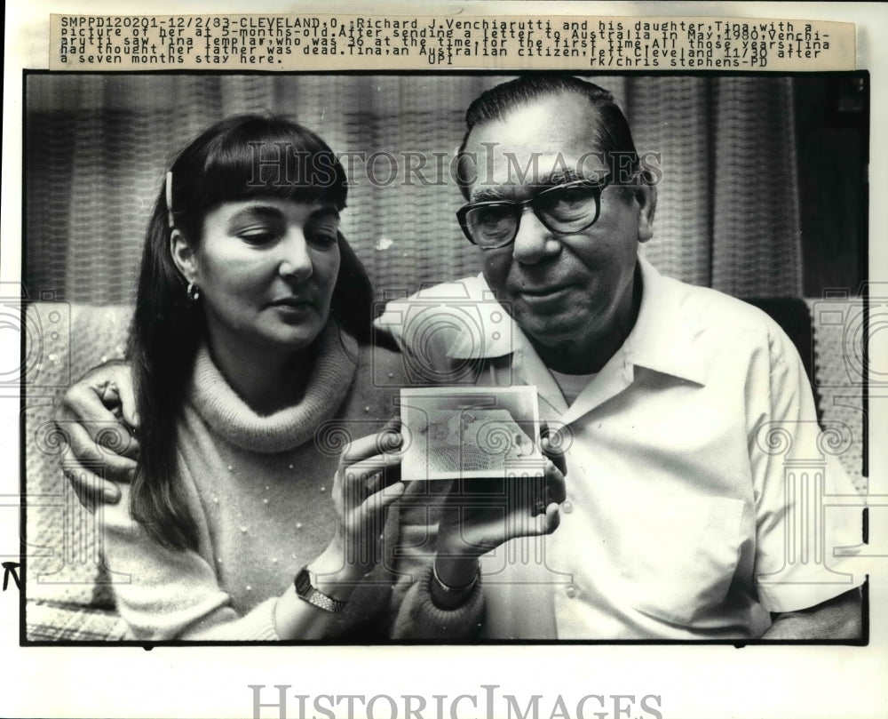 1983 Press Photo Richard Venchiarutti &amp; daughter Tina with her  5-months old pic - Historic Images