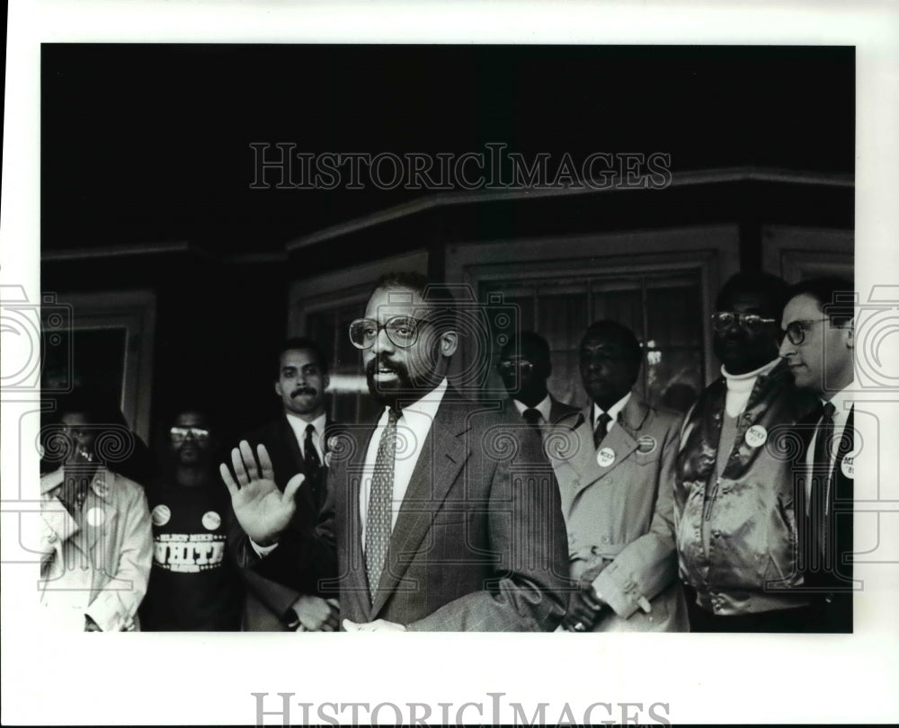 1989 Press Photo Mike White - 643 - Historic Images