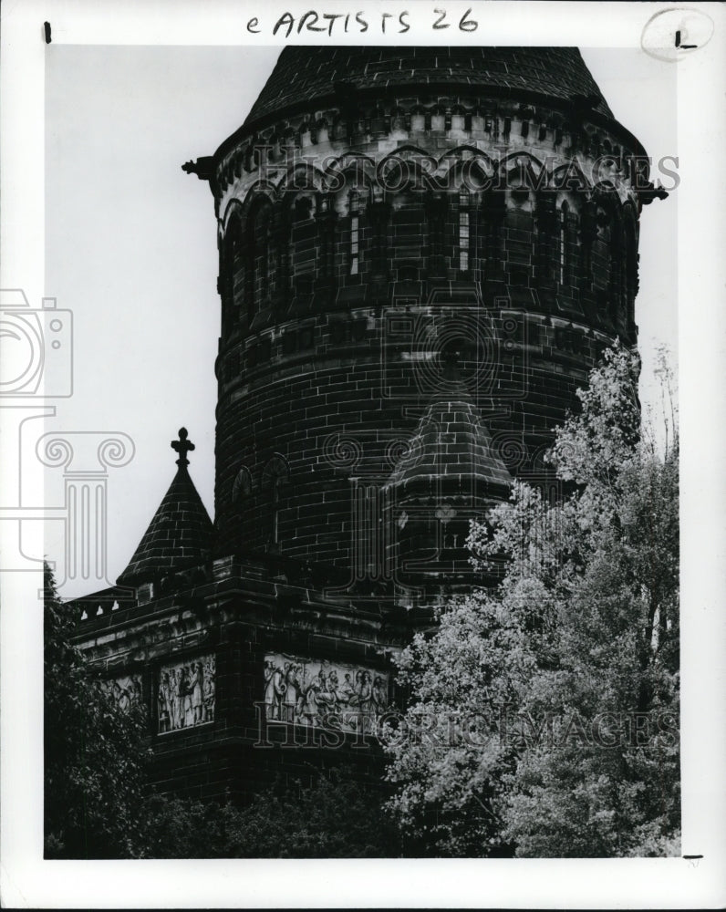 1989 Press Photo Garfield Monument photo by Cervin Robinson,American born 1987 - Historic Images