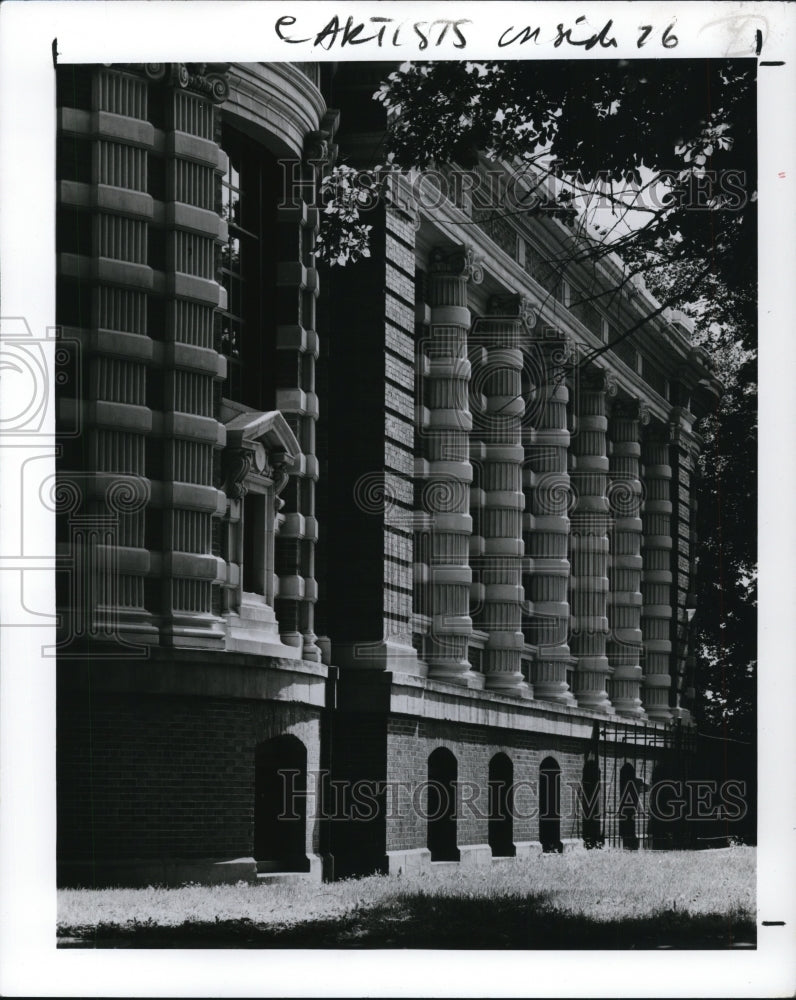 1989 Press Photo Carneige West Library, pboto by Cervin Robinson. - Historic Images