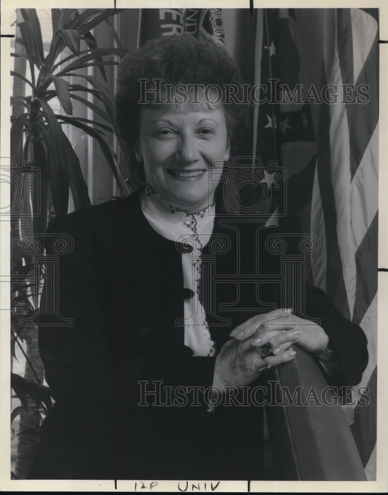 1989 Press Photo Mayor Beryl E. Rothschild - Historic Images