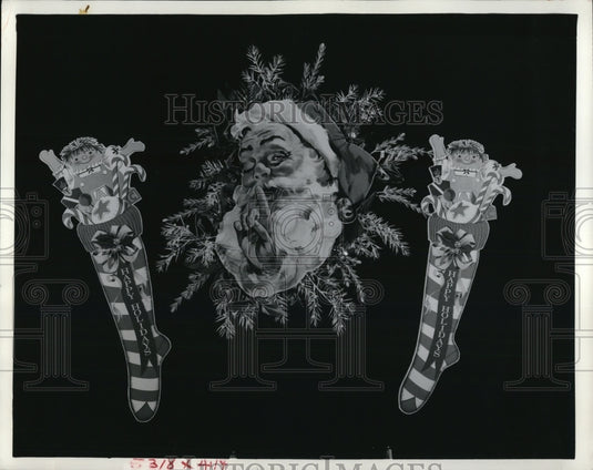 1962 Press Photo Santa Claus home decorations - cva48578- Historic Images